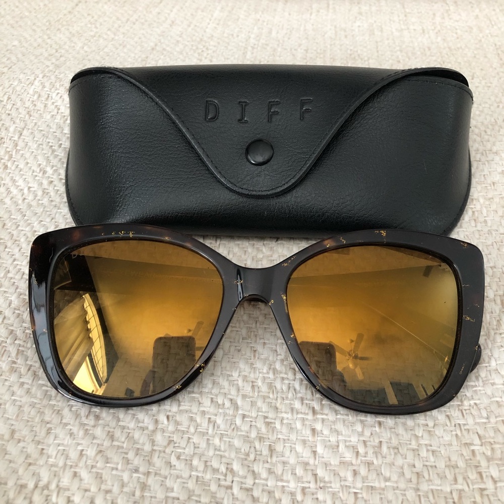 DIFF Eyewear Ruby Sunglass